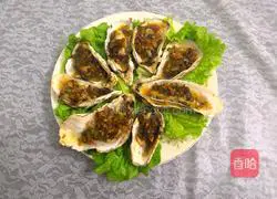 Illustration of grilled oysters with garlic, lemon and green pepper 18