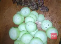 Illustration of how to make pork ribs with spicy melon and black bean sauce 1