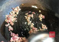 Ants climbing a tree Illustration of how to do it 6