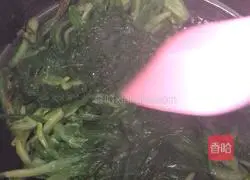 Illustration of Braised Pork with Wild Onions 4