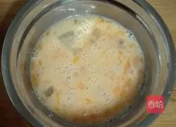 Illustration of how to make fried eggs with chives 2