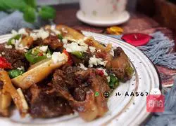 Illustration of twice-cooked pork head 11