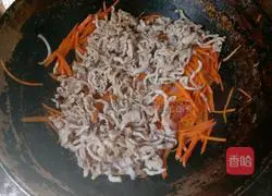 Illustration of how to make fish-flavored shredded pork that is not spicy 5