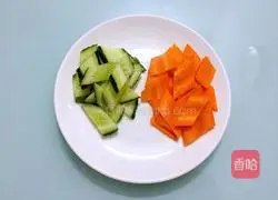 Illustration of how to make Mushu Pork 3