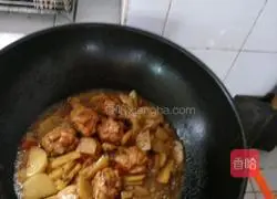 Illustration of how to cook chicken legs and potatoes 7