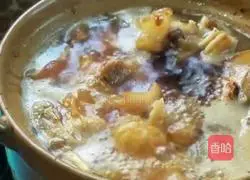 Illustration of how to make homemade pig's trotters 8