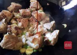 Illustration of how to make ribs, potatoes and beans stewed 10