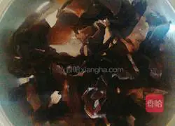 Illustration of how to make Shanxi Jincheng oily pork 2