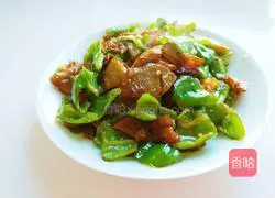 Illustration of how to make the special dish of mung bean on the 15th day of the first lunar month 15