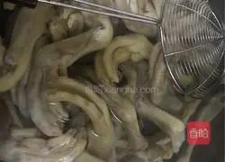 Secret homemade soaked duck feet Illustration of how to do it 2