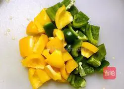 Colored pepper scrambled eggs Practice illustration 2