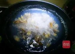 Illustration of how to make ginger and scallion scallops 3