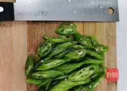 Illustration of how to make farm-style stir-fried pork 2