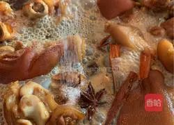 Illustration of home-style soybean pig's trotters 8