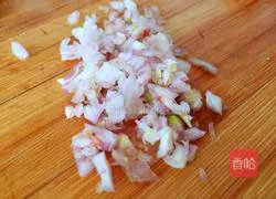 Illustration of how ants climb a tree 3