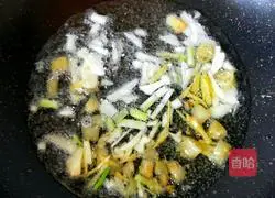 Illustration of how to make fish-flavored chicken shreds 13