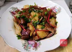 Illustration of how to cook potato braised pork rinds 20