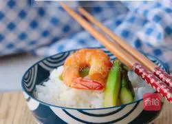 Illustration of Kuaishou Stir-fried Shrimp with Seasonal Vegetables and Asparagus 9