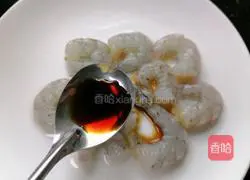 Stir-fried okra Illustration of how to make shrimps 5