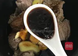 Illustration of making rice cooker sauce beef 9
