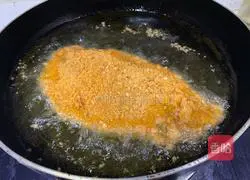 Illustration of how to make fried chicken steak 7