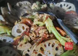 Spicy Illustration of how to make spicy pot shrimp 16