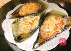 Illustration of how to make steamed scallops with garlic vermicelli 11