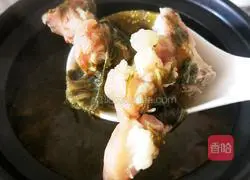 Illustration of roasting pig's trotters 8