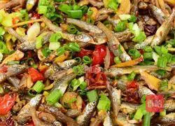 Illustration of how to make spicy dried fish 7