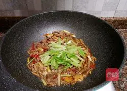 Illustration of Stir-fried Shredded Beef 12