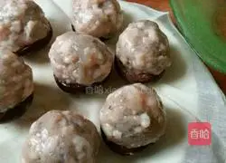 Illustration of how to make mushrooms stuffed with flowers 12