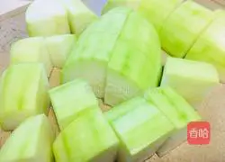 Illustration of how to make fresh shrimps and stewed zucchini 3