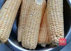 Illustration of how to make corn steeped buns 1