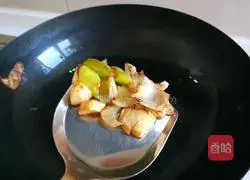 Illustration of the Beijing specialty dish of stir-fried minced pork with kimchi 8