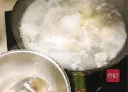 Illustration of how to make Coke Chicken Wings that brings the Coke thing 3
