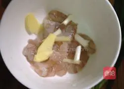 Shrimp Illustration of how to make egg custard 2