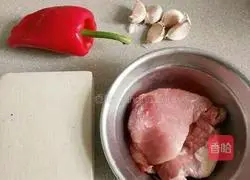 Illustration of how to make stir-fried meat with thousand tofu 1