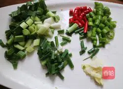 How to make special stir-fried pork Illustration 2