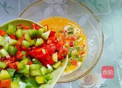 Illustration of how to make scrambled eggs with double peppers 3