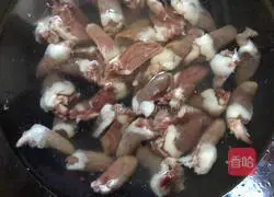 Illustration of how to make spicy fried chicken hearts 2