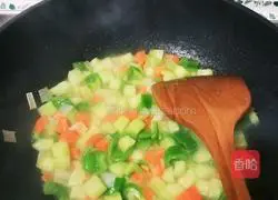 Illustration of how to make chicken veggie sandwich 4
