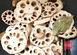 Illustration of how to make crayfish with seasoning 4