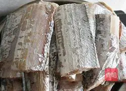 Illustration of how to cook smoldering hairtail in sauce 3