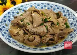 Illustration of how to make kidney flowers 14