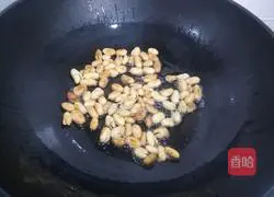 Illustration of how to make Kung Pao Squid 19