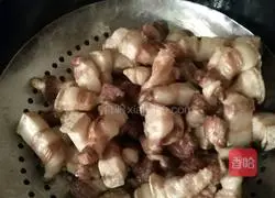 Illustration of how to make braised pork 4