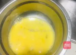 Illustration of how to stir-fry three delicacies 2