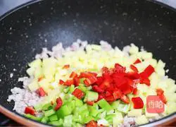 Illustration of how to make minced meat and diced potatoes 6