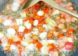 Illustration of how to make spicy pepper beef 4