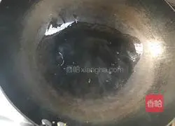 Illustration of how to make caviar and pickled cabbage soup 13